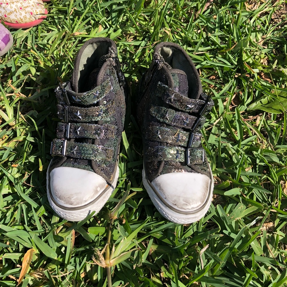 Kids Ash Sneakers